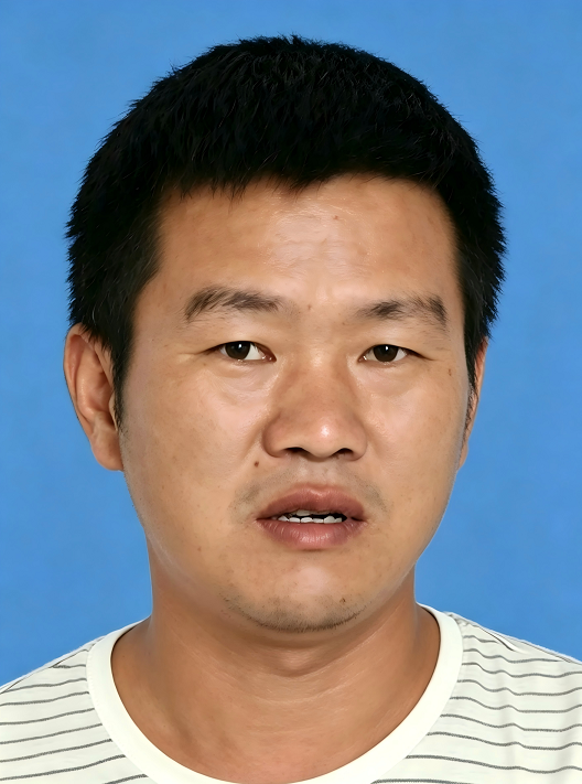 牛传伟